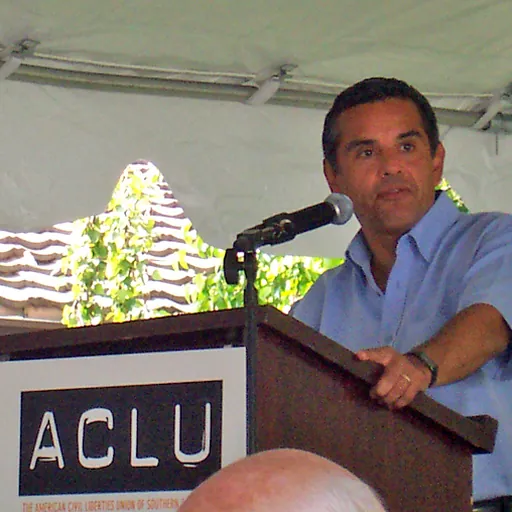 Portrait of Antonio Villaraigosa