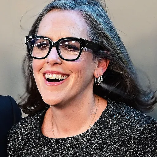 Portrait of Emma Thomas