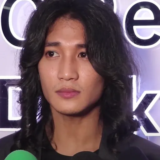 Portrait of Paing Takhon