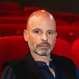 Portrait of Yves Netzhammer