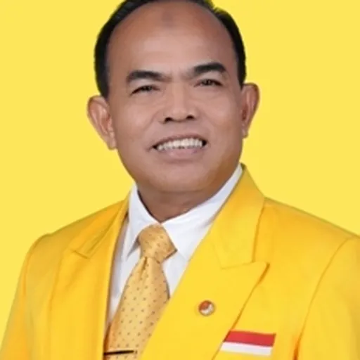 Portrait of Ade Surapriatna