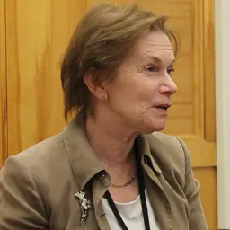 Portrait of Donna Lynne
