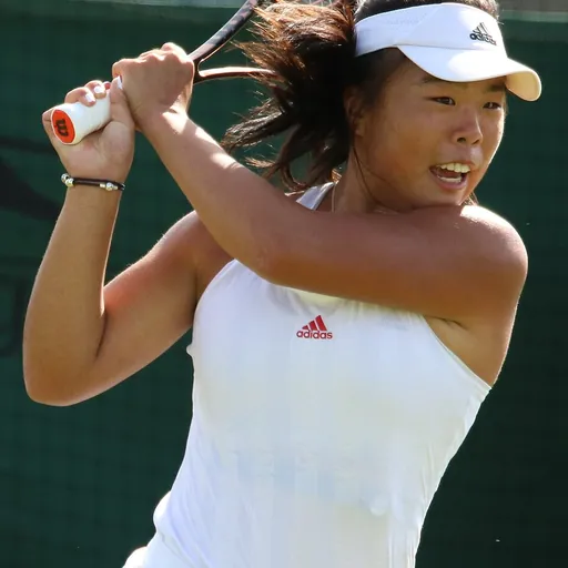 Portrait of Mimi Xu