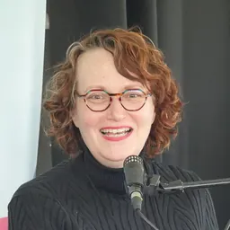 Portrait of Mary Robinette Kowal
