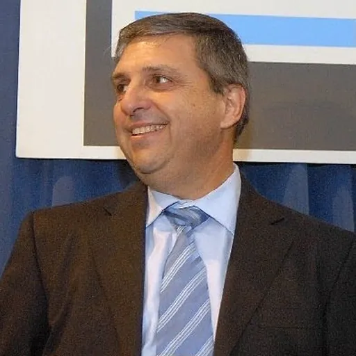 Portrait of Carlos Cheppi