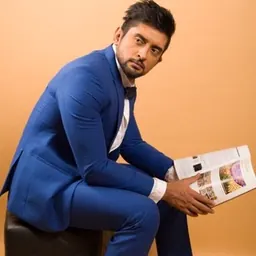 Portrait of Abhaas Mehta