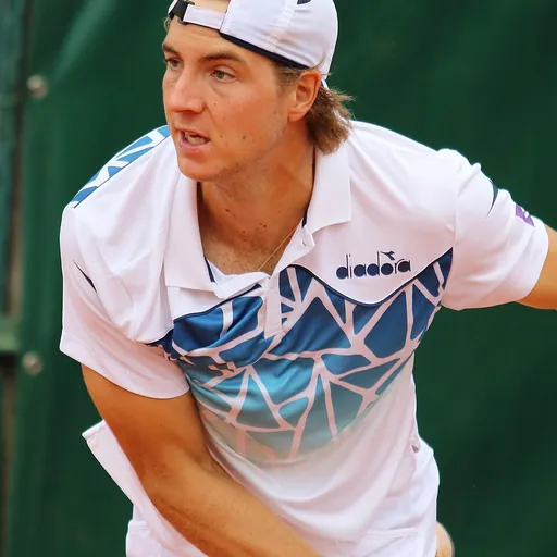 Portrait of Jan-Lennard Struff