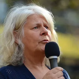 Portrait of Penny Whetton