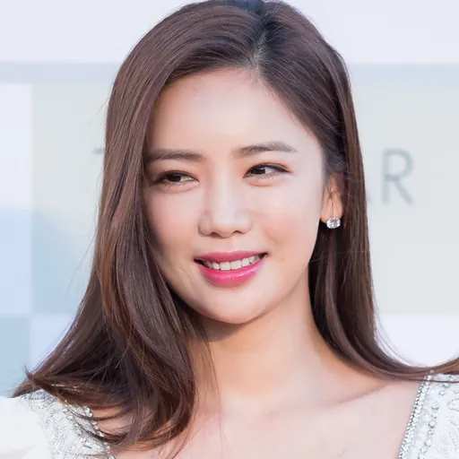 Portrait of Lee Tae-im