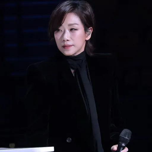 Portrait of Sandy Lam