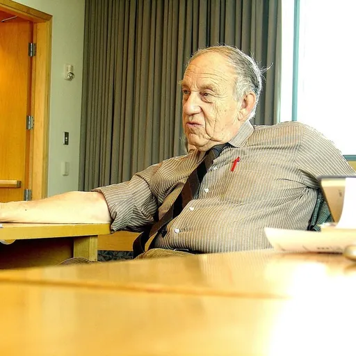 Portrait of Elihu Katz