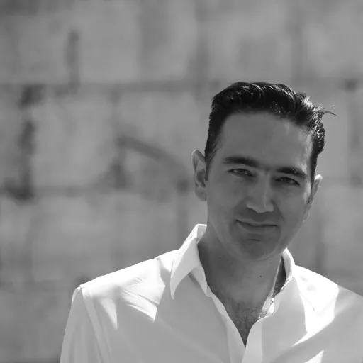 Portrait of Assaf Shelleg