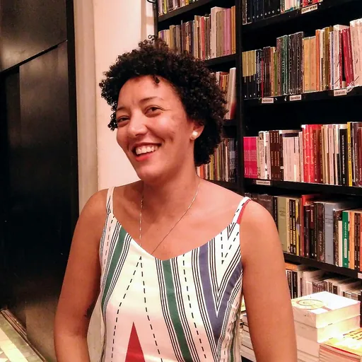 Portrait of Stephanie Borges