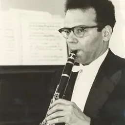 Portrait of Yona Ettlinger