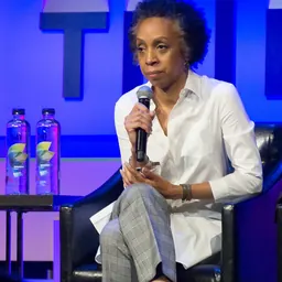 Portrait of Nina Shaw