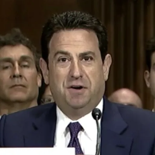 Portrait of Eric R. Komitee