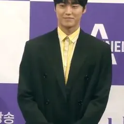 Portrait of Lee Tae-hwan