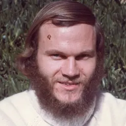Portrait of Karsten Grove