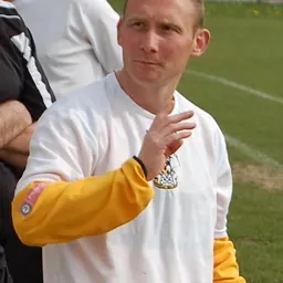Portrait of Deryn Brace