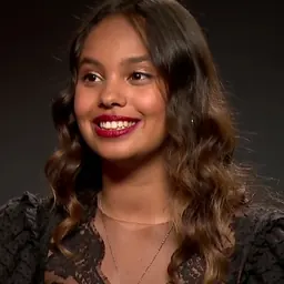 Portrait of Alisha Boe