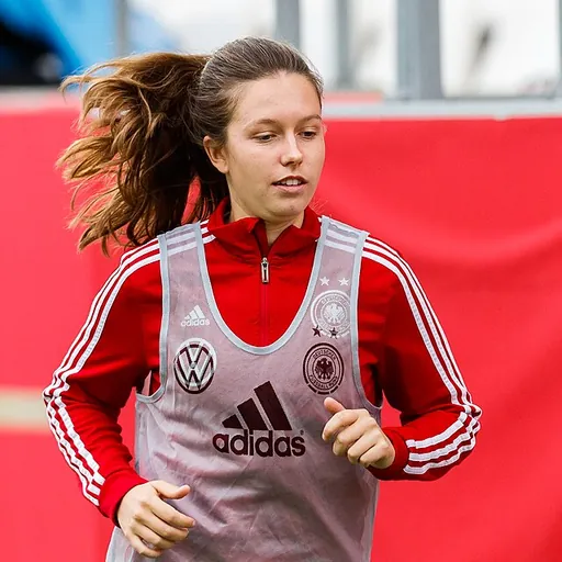 Portrait of Jana Feldkamp