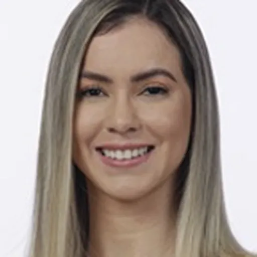 Portrait of Fabiana Bolsonaro