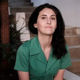 Portrait of Jen Statsky