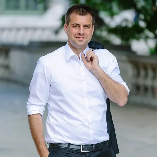 Portrait of Michael Bernhard