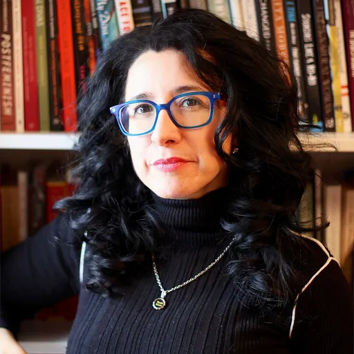 Portrait of Deborah Paredez
