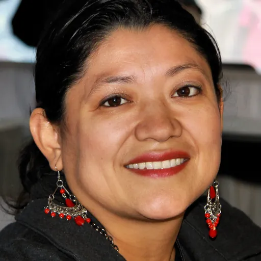 Portrait of Reyna Grande