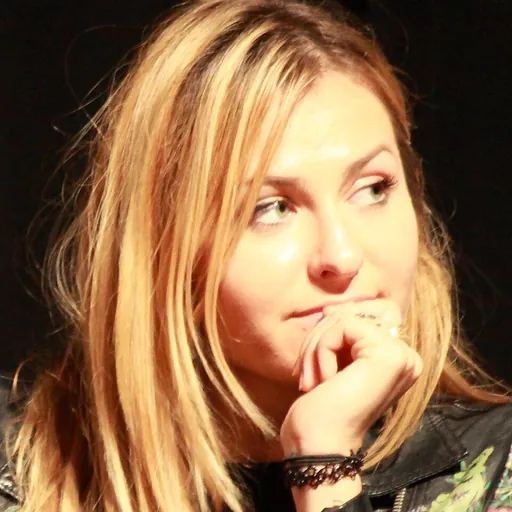 Portrait of Scout Taylor-Compton