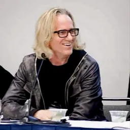 Portrait of Kim Bullard