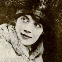 Portrait of Hedda Nova