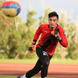 Portrait of Wardun Yusof