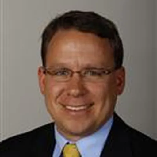 Portrait of Andrew Wenthe