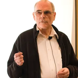 Portrait of Volker Strassen