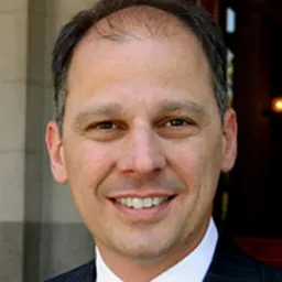 Portrait of Greg Aghazarian
