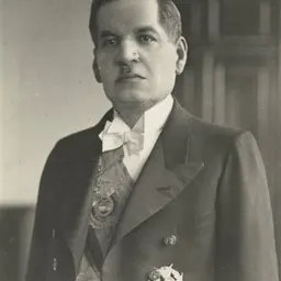 Portrait of Andrés F. Córdova