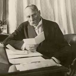Portrait of Henrik Cavling