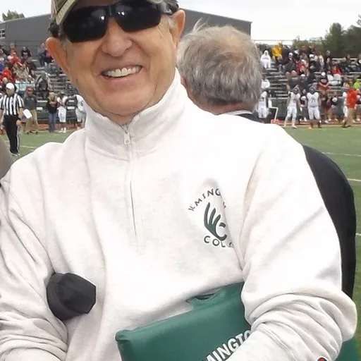 Portrait of Gary Sandy