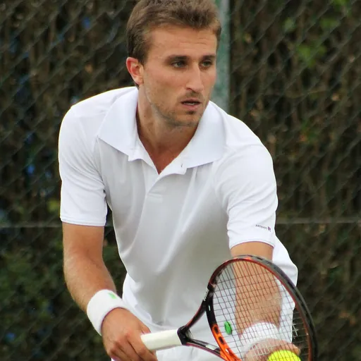 Portrait of Steven Diez