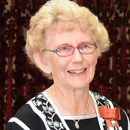 Portrait of Dawn Jones