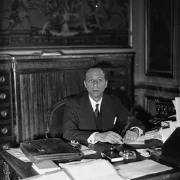 Portrait of Pierre Viénot