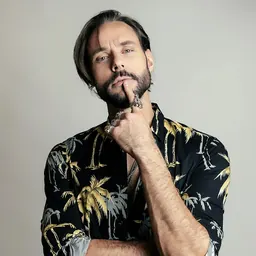 Portrait of Jeff Leach