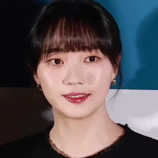 Portrait of Oh Woori