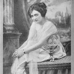 Portrait of Alma Tell