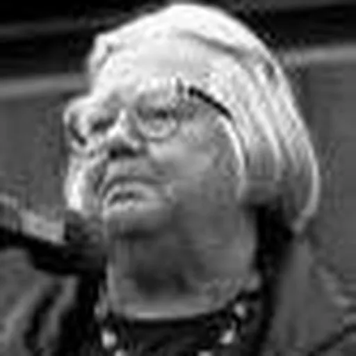 Portrait of Steffie Spira