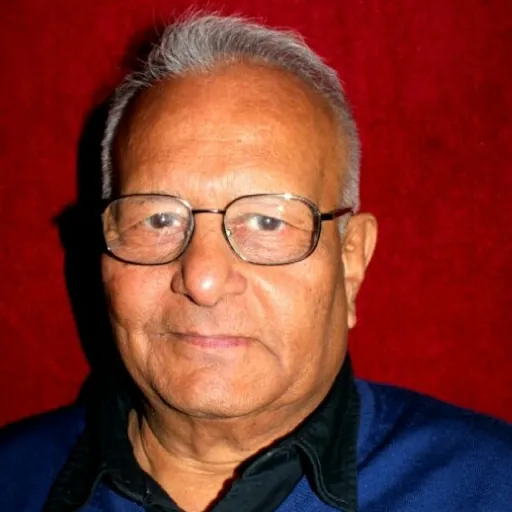 Portrait of Harish Kapadia
