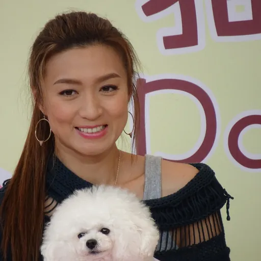 Portrait of Claire Yiu