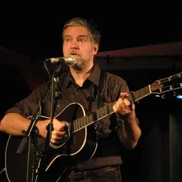 Portrait of Lloyd Cole